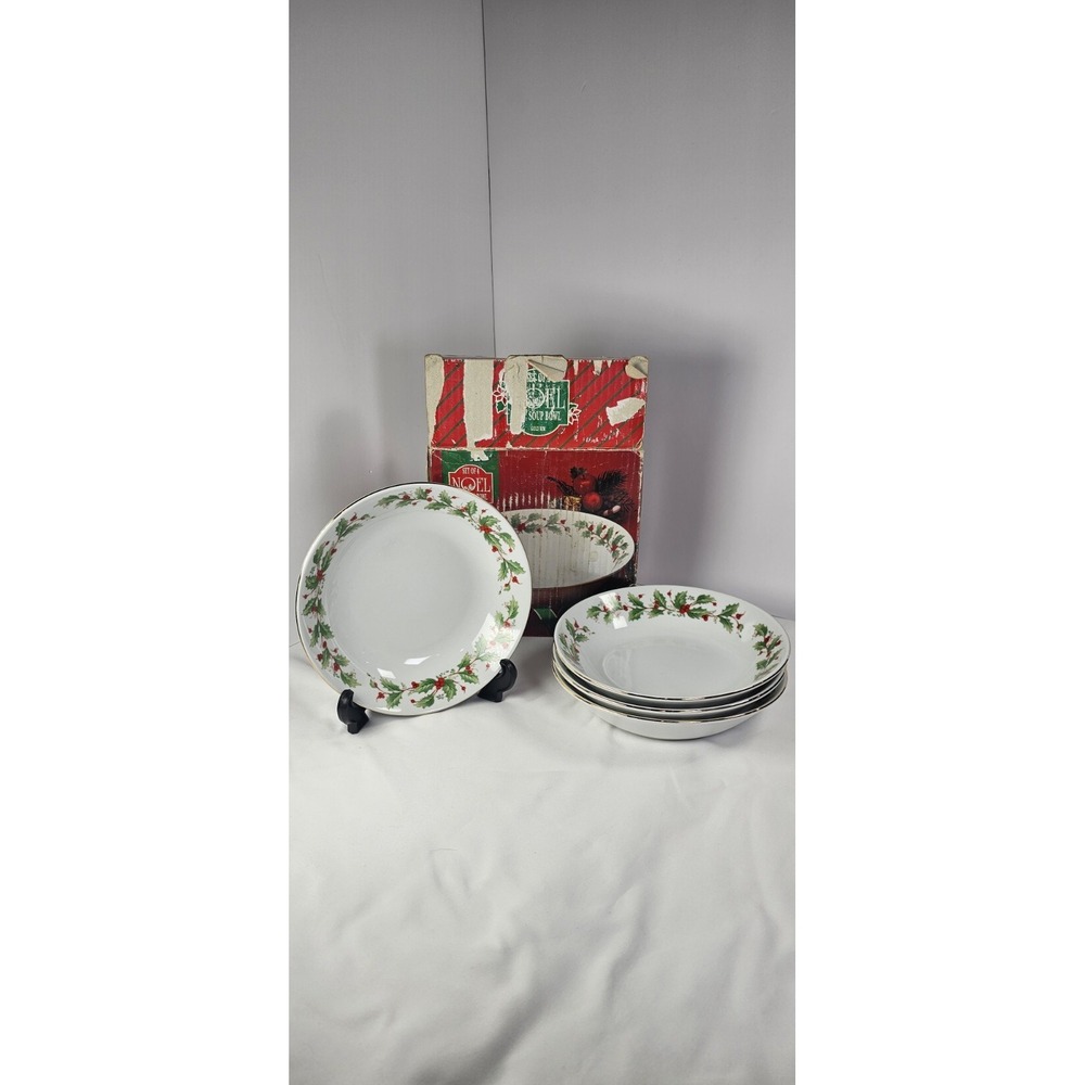 China Pearl Vintage Noel Christmas Holly Berries 7-1/4" Soup Salad Bowl Set Of 4